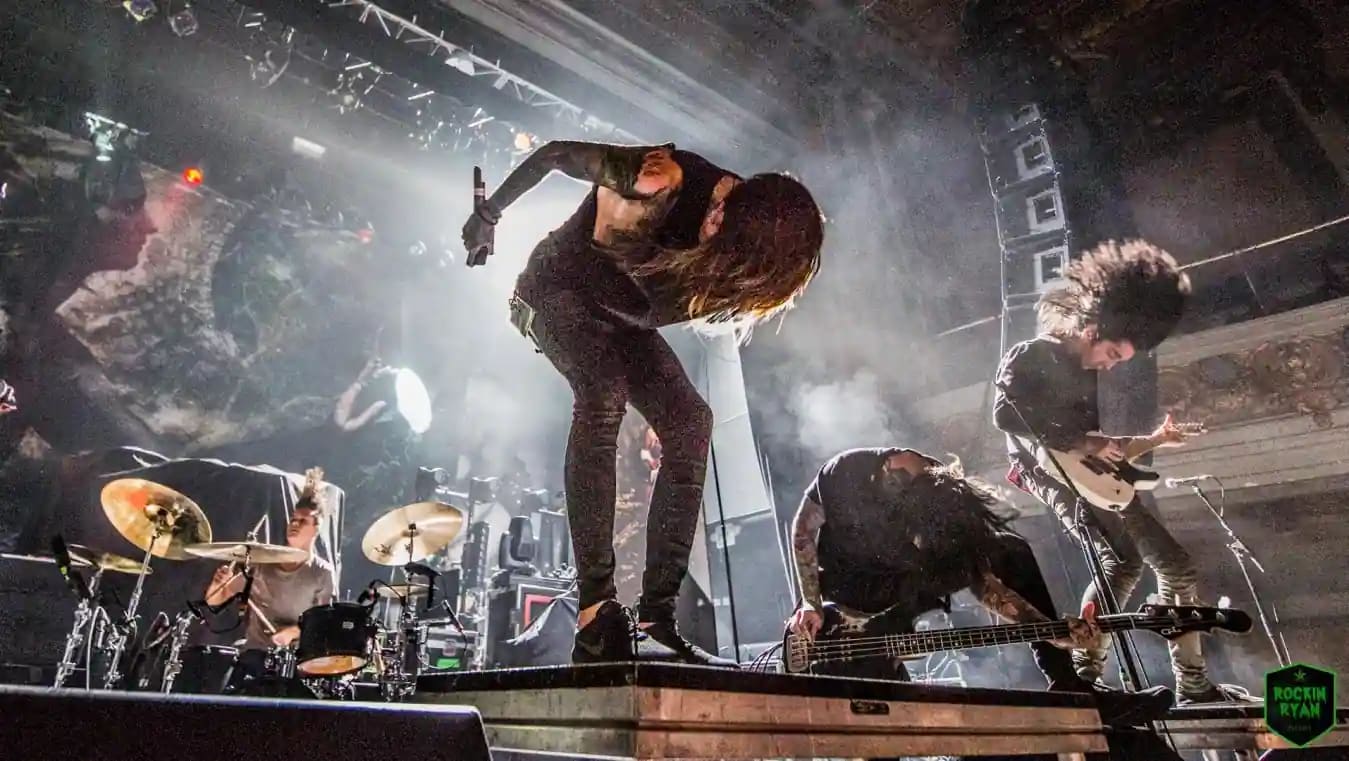 Bad Omens is now streaming their new song video for "Concrete Jungle